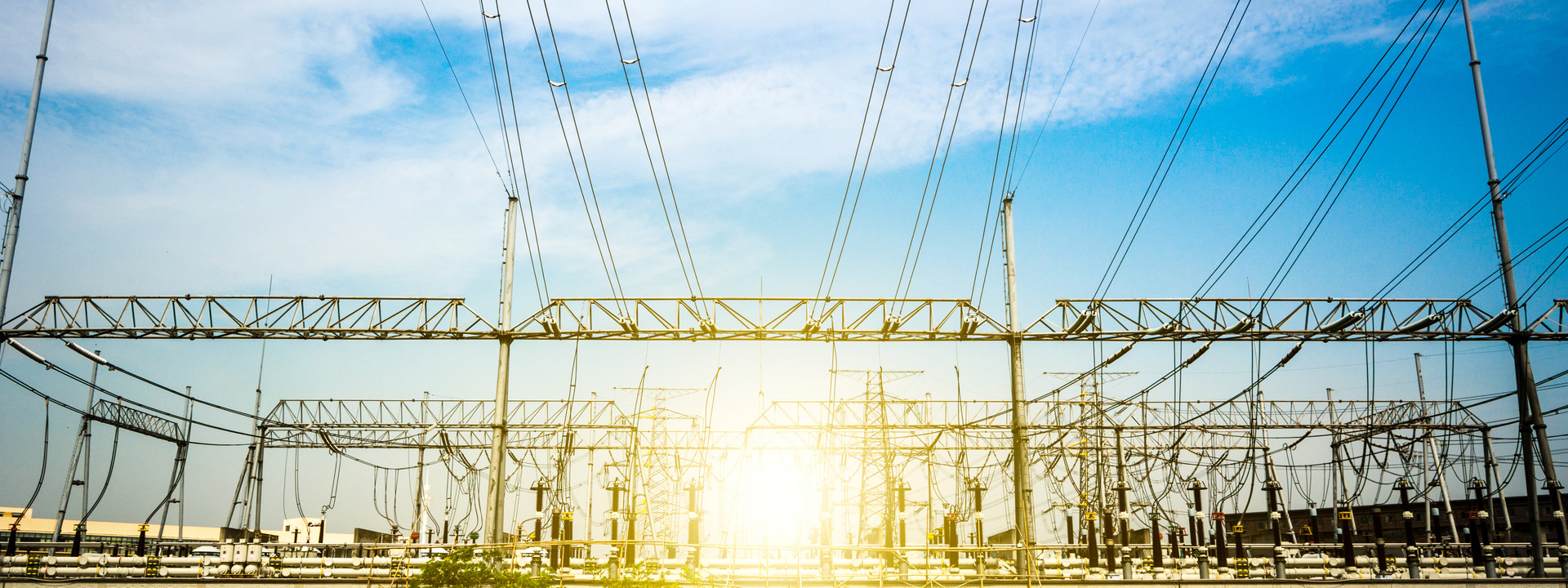 Power transmission station; credit Freepik